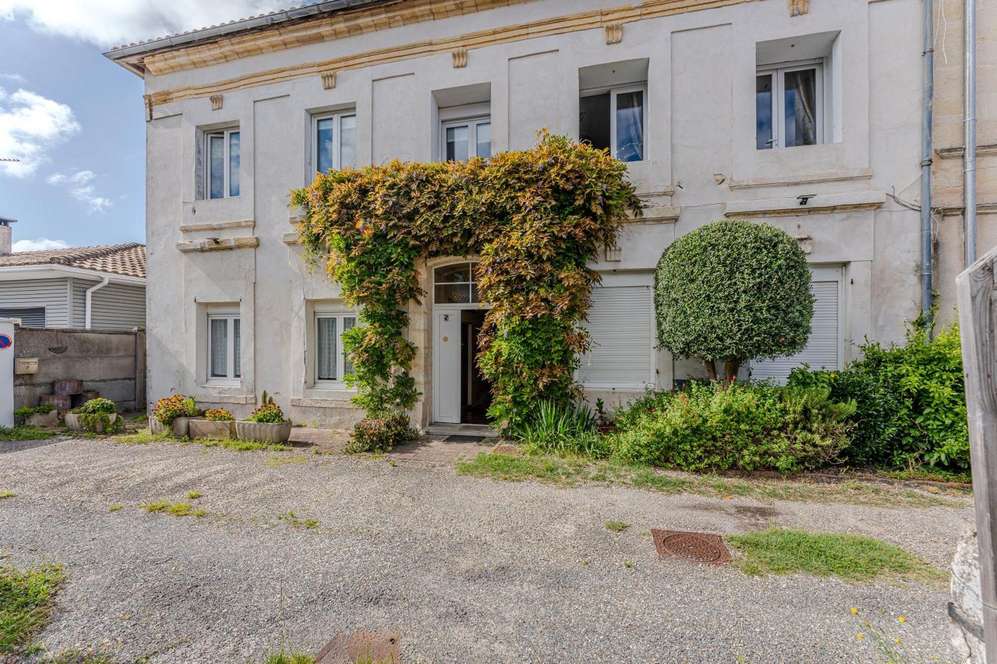 Appartement De Maitre Traversant La Teste-de-Buch Exterior photo